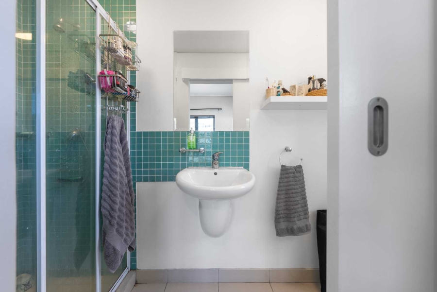 2 Bedroom Property for Sale in Cape Town City Centre Western Cape